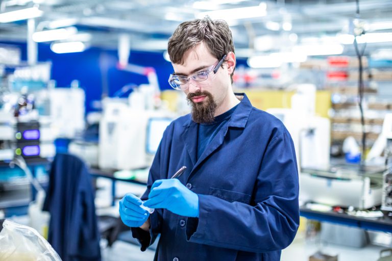 Lab Tech 5 hi res POLARIS Laboratories®